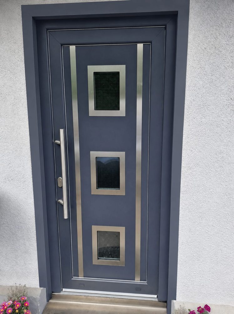 Anthrazit-Haustür